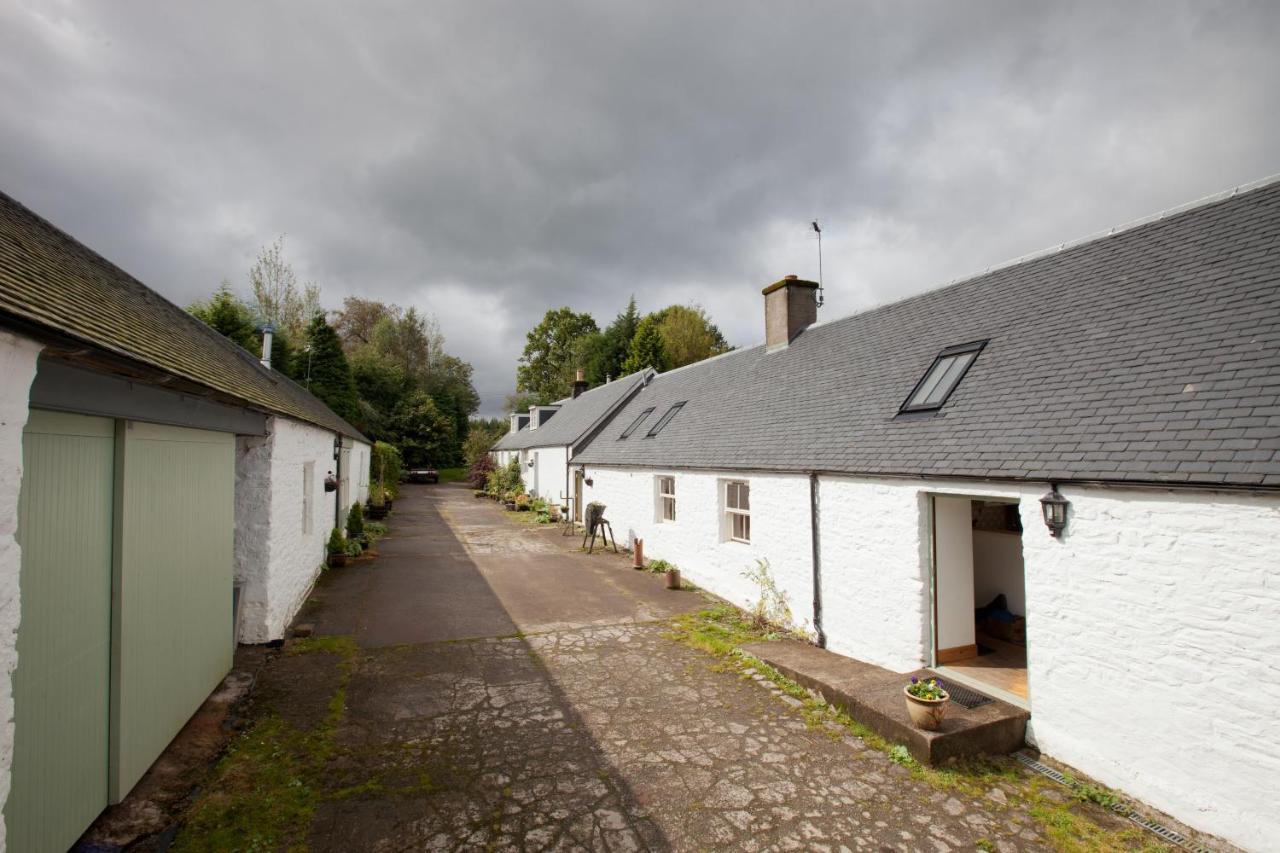 The Byre, Back Borland Holday Cottages Стърлинг Екстериор снимка